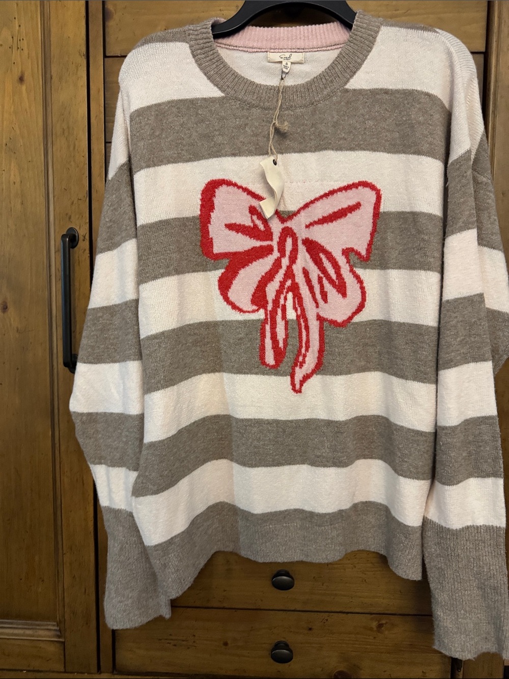 NWT easel Striped Crewneck Sweater in Taupe, White with Pink & Red Bow